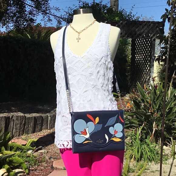 kate spade Handbags - KATE SPADE NOVELTY BRIAR LANE FLORAL CROSSBODY BAG